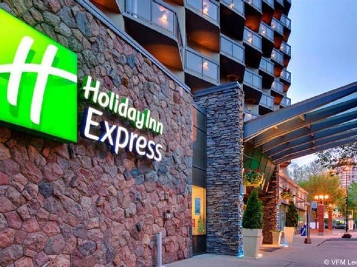 Holiday Inn Express Edmonton Downtown - Bild 1