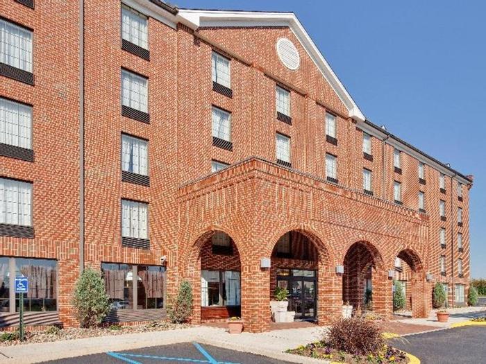 Holiday Inn Express Harrisburg East - Hershey Area - Bild 1