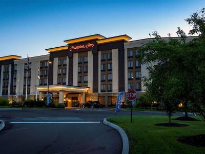 Hotel Hampton Inn Carlstadt at The Meadowlands - Bild 2