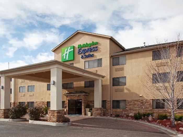 Hotel Holiday Inn Express & Suites Colorado Springs North - Bild 1