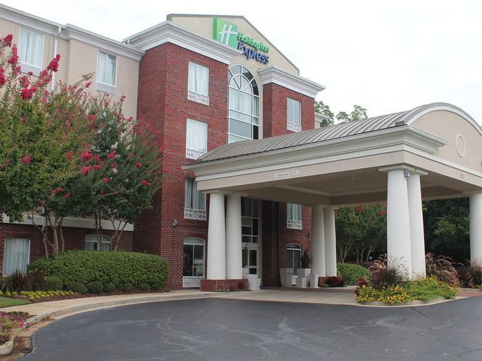 Hotel Holiday Inn Express & Suites Starkville - Bild 1