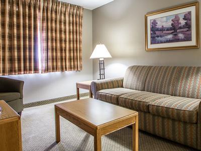 Hotel Mainstay Suites Cedar Rapids - Bild 3