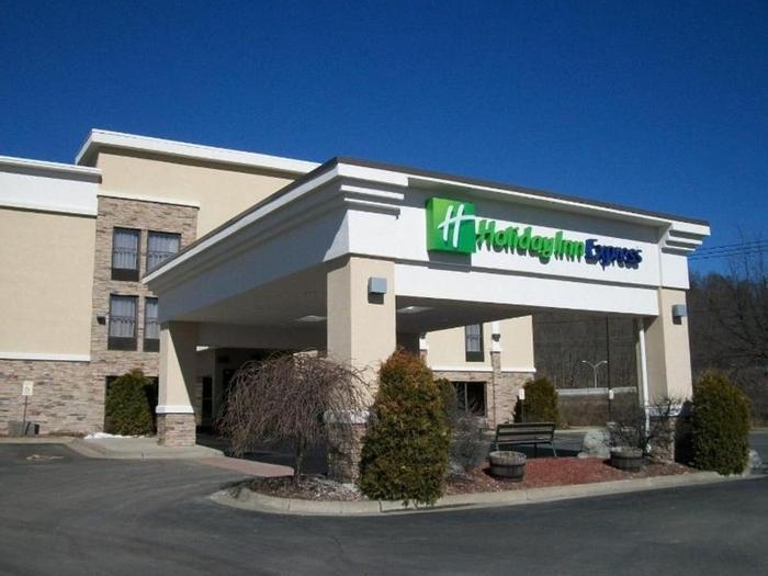 Hotel Holiday Inn Express Painted Post - Corning Area - Bild 1