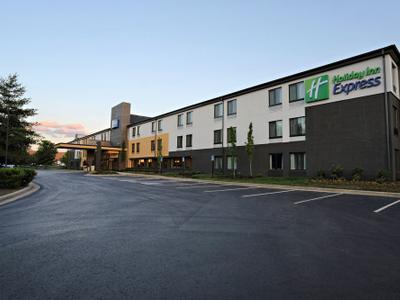 Hotel Holiday Inn Express Brentwood South - Cool Springs - Bild 2