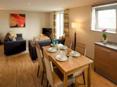 Hotel PREMIER SUITES Newcastle - Bild 3