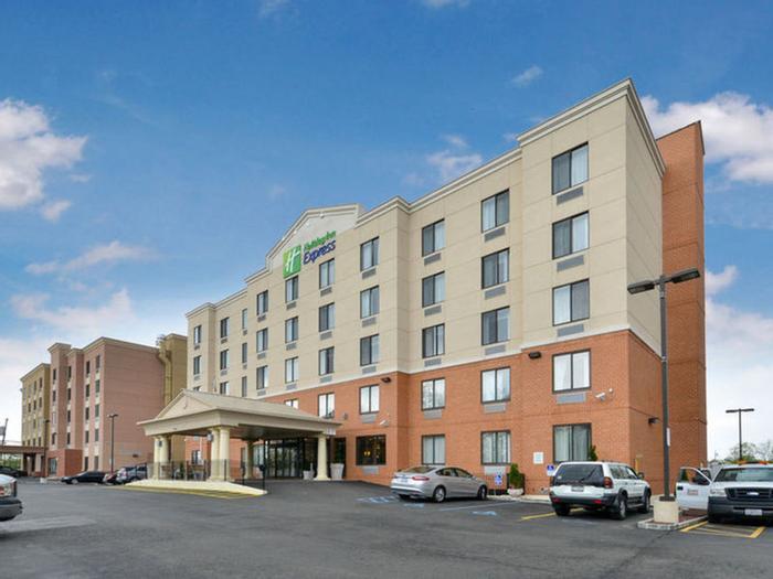 Hotel Holiday Inn Express Staten Island West - Bild 1