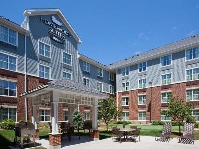 Hotel Homewood Suites by Hilton Madison - Bild 1