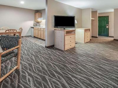 Hotel La Quinta Inn & Suites by Wyndham Belgrade - Bozeman Airport - Bild 2