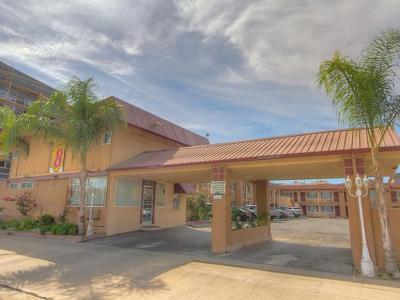 Hotel SureStay by Best Western Fresno Central - Bild 3