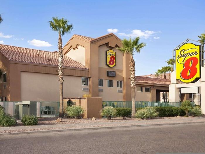 Hotel Super 8 by Wyndham Marana/Tucson Area - Bild 1