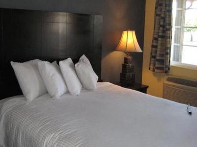 Hotel Solaire inn & Suites - Bild 2