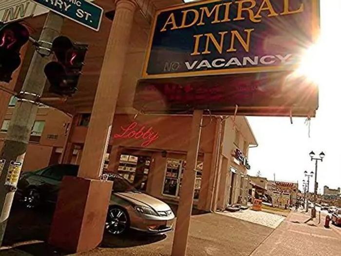 Hotel Admiral Inn Niagara Falls - Bild 1