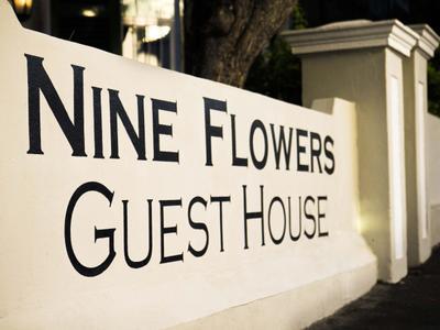Hotel Nine Flowers Guest House - Bild 2