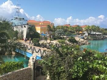 Hotel Curacao Ocean Resort - Bild 2