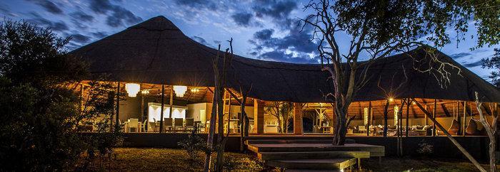 Hotel Victoria Falls River Lodge - Bild 1