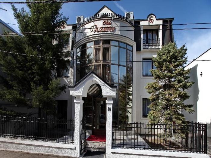 Hotel Vozarev - Bild 1