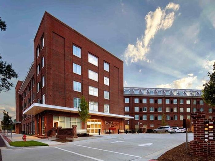 Hotel Residence Inn Durham McPherson/Duke University Medical Center Area - Bild 1