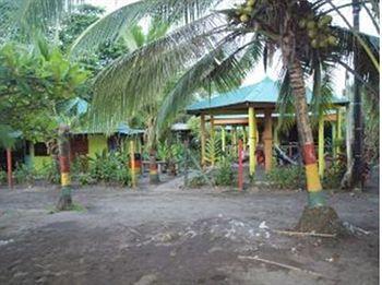 Hotel Cabinas Icaco Tortuguero - Bild 2