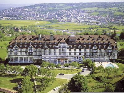 Hotel Hôtel Barrière L'Hôtel du Golf Deauville - Bild 2