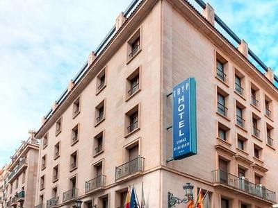 Hotel TRYP Ciudad de Alicante - Bild 3