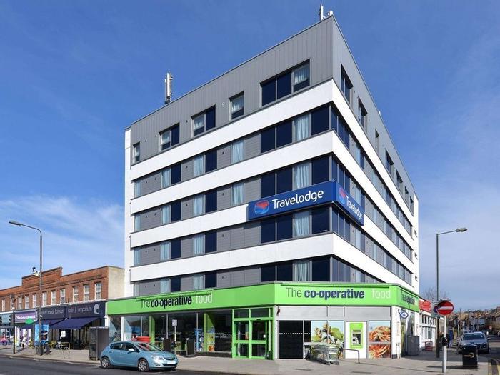 Hotel Travelodge London Raynes Park - Bild 1