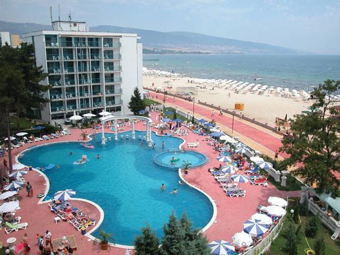 Platinum Hotel & Casino Sunny Beach - Bild 1