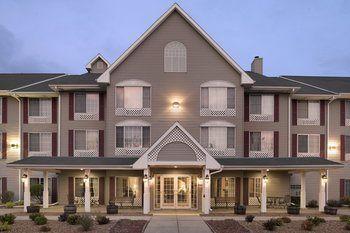 Country Inn & Suites by Radisson, West Bend, WI - Bild 1