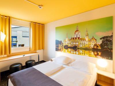 B&B HOTEL Hannover-Nord - Bild 3