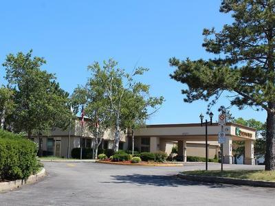 Hotel Quality Inn - Owen Sound - Bild 2