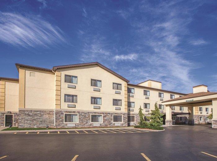 La Quinta Inn & Suites by Wyndham Erie - Bild 1