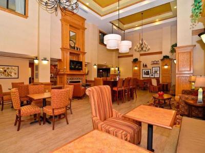 Hotel Hampton Inn & Suites Nacogdoches - Bild 4