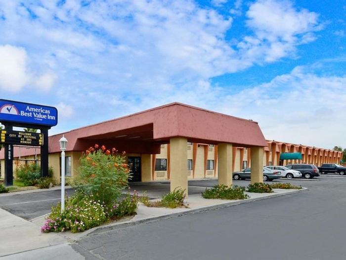 Hotel Days Inn by Wyndham Indio - Bild 1