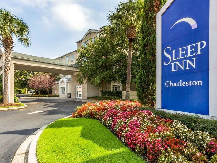 Hotel Sleep Inn Charleston - Bild 1