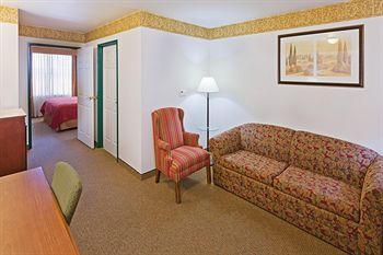 Hotel Country Inn & Suites by Radisson, Chambersburg, PA - Bild 3