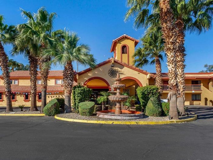 Hotel Quality Inn & Suites Goodyear - Phoenix West - Bild 1