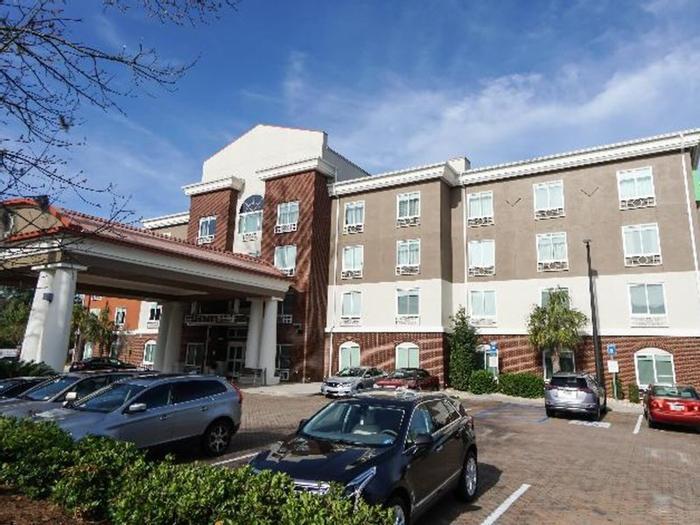 Holiday Inn Express Hotel & Suites Savannah - Midtown - Bild 1