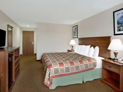 Hotel Days Inn by Wyndham Greensboro NC - Bild 3