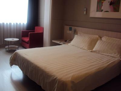 Hotel Jinjiang Inn Sport University - Bild 4