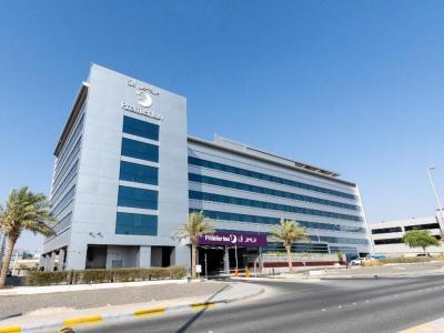 Premier Inn Abu Dhabi International Airport Hotel - Bild 2