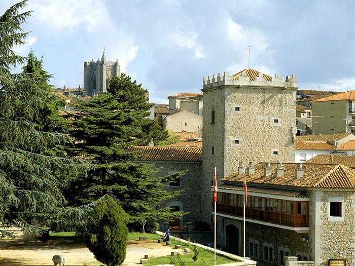 Hotel Parador de Ávila - Bild 1