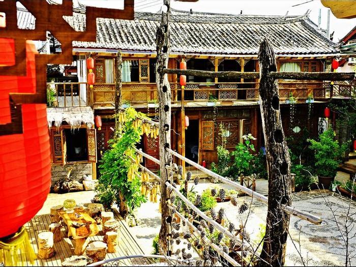 Hotel Baisha Holiday Resort Lijiang - Bild 1
