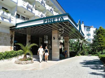 Pineta Club Hotel - Bild 4