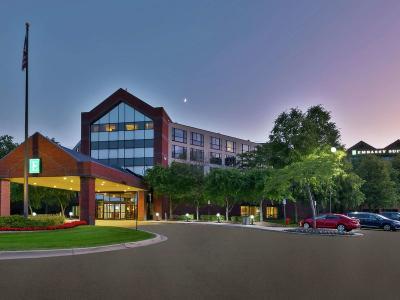 Hotel Embassy Suites by Hilton Auburn Hills - Bild 2