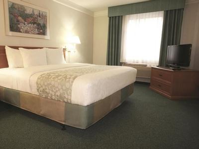 Hotel La Quinta Inn by Wyndham Columbus Airport Area - Bild 5