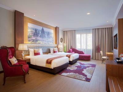 Hotel Ramada Suites By Wyndham Solo - Bild 5