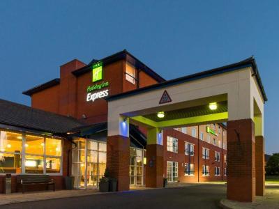 Hotel Holiday Inn Express Burton Upon Trent - Bild 5