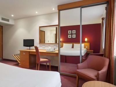Hotel Days Inn by Wyndham Stevenage North - Bild 5