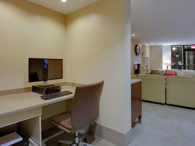 Hotel Country Inn & Suites by Radisson, Frederick, MD - Bild 5