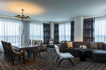 Hotel Renaissance Suites Chicago O'Hare - Bild 4