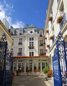 Hotel De France Et De Chateaubriand - Bild 4